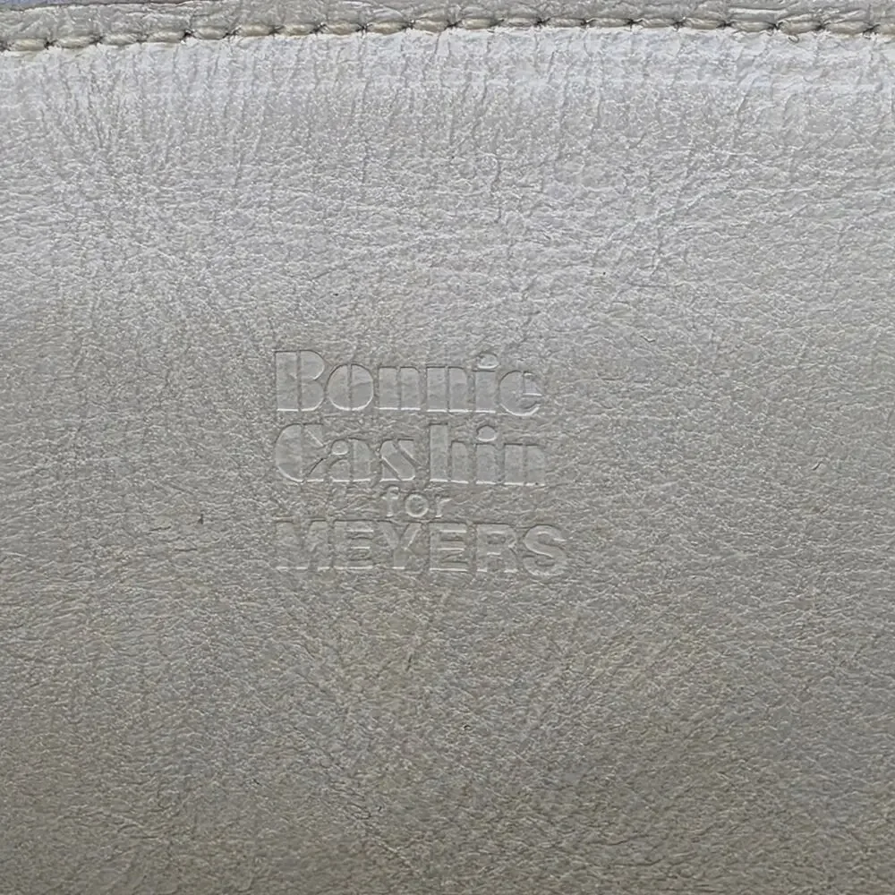 RARE Vintage 70s Bonnie Cashin For Meyers White Leather Flat Body Shoulder Bag